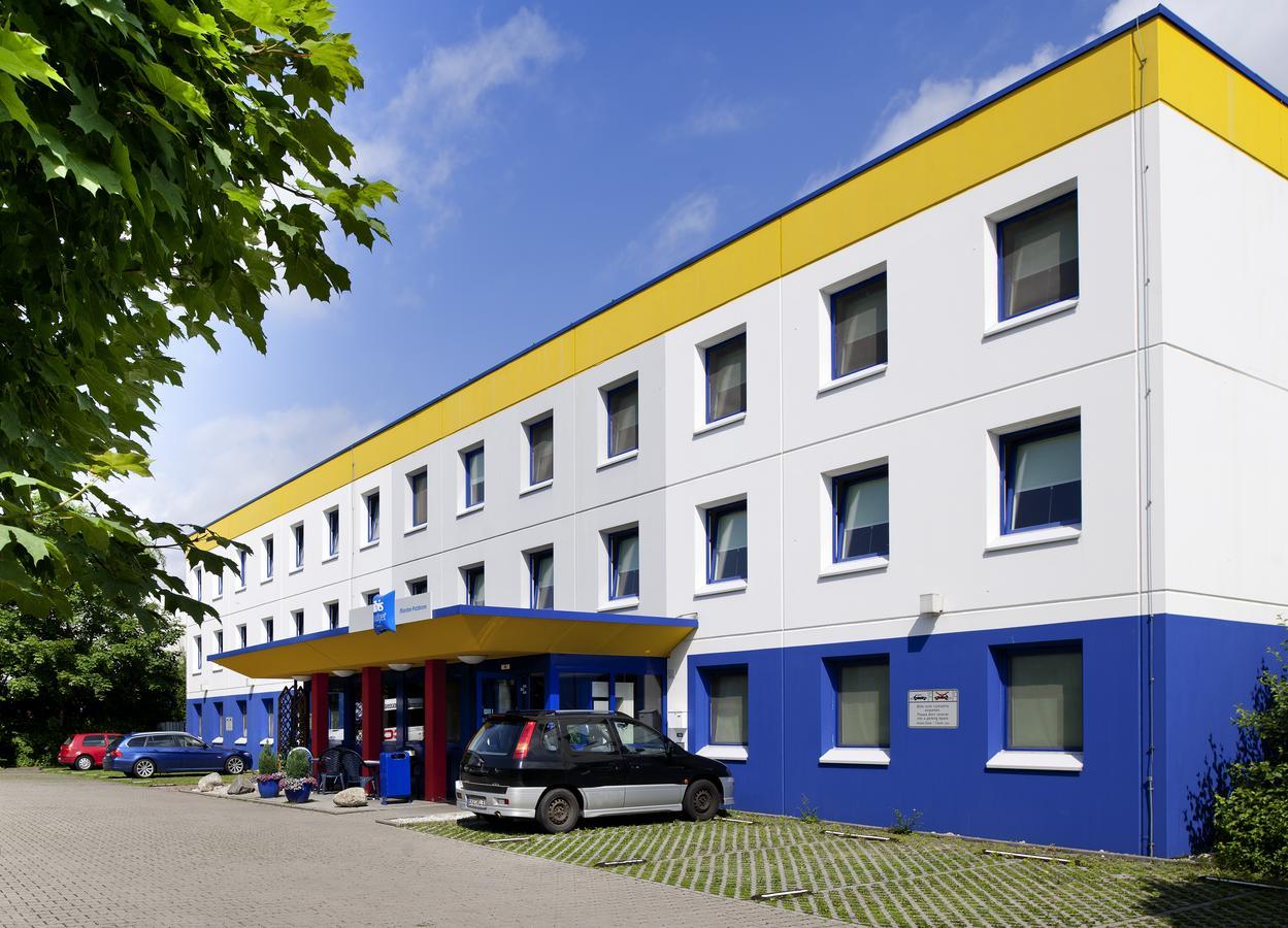 Ibis Budget Muenchen Putzbrunn Eksteriør bilde
